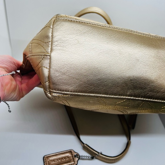 Coach Metallic Gold Signature Stitched Leather Tote For Women EUC - Picture 8 of 9